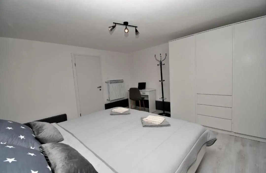 Apartament Apartman Fabris Kringa